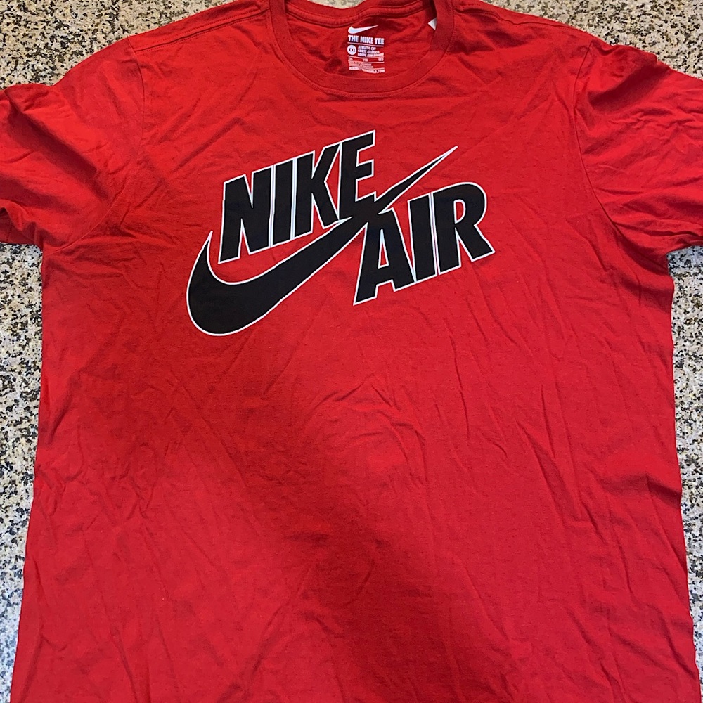 Mens Nike T-shirt